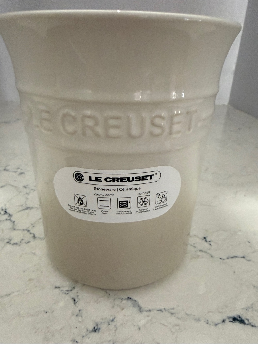 Le Creuset Meringue Stoneware Crock - Picture 3 of 6